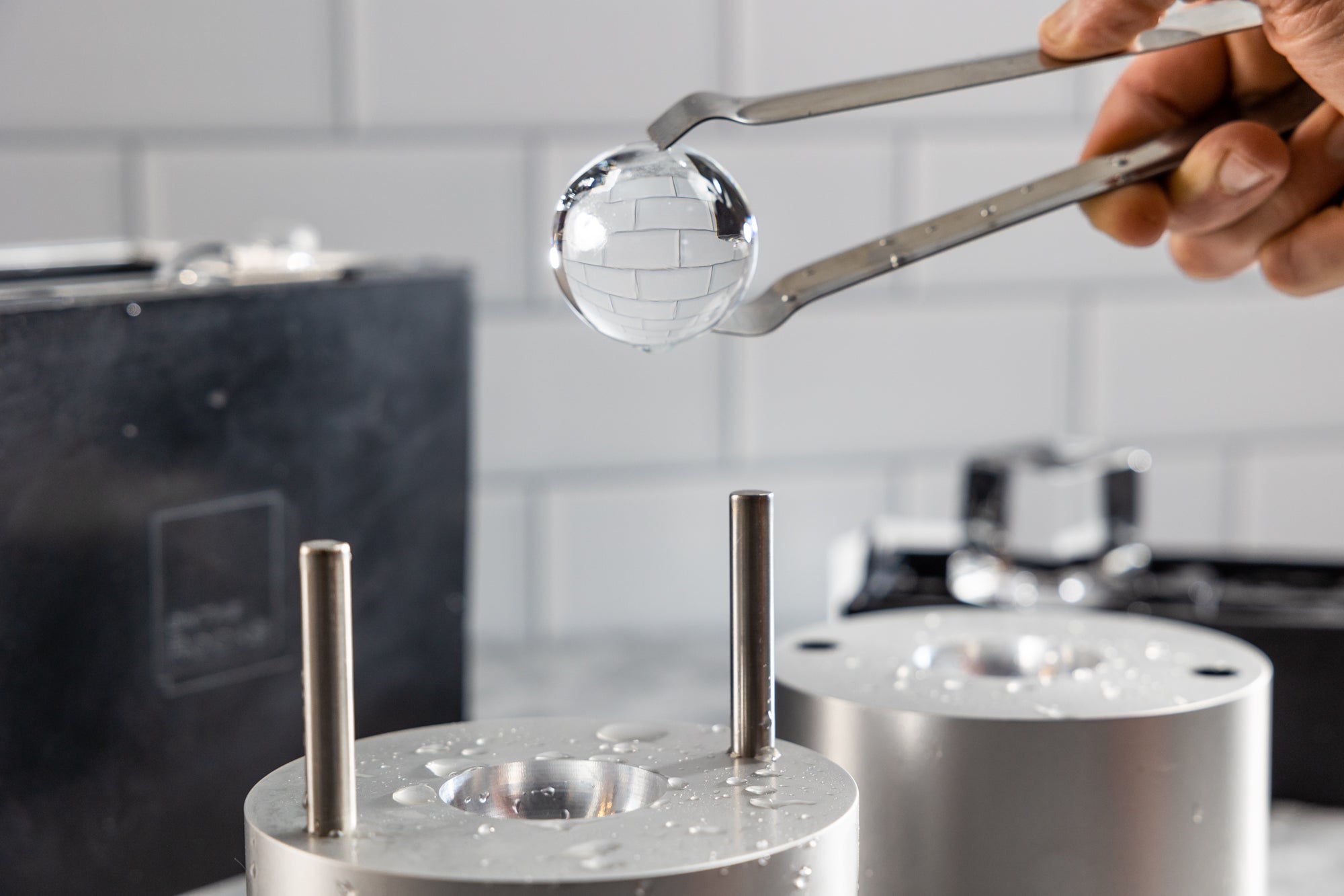 2 Inch Aluminum Ice Sphere Press